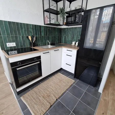 Hypercentre- Confort Premium - Cinema - Parking Facile Troyes